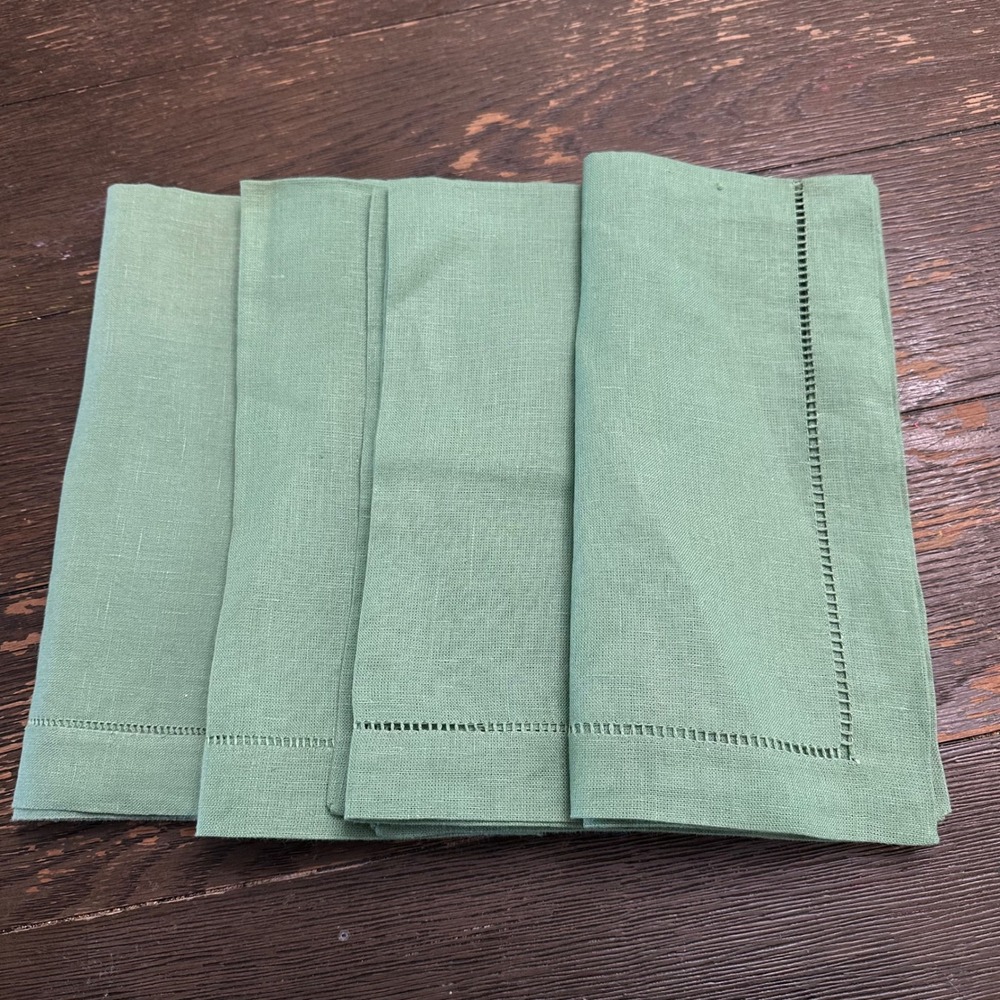 Villeroy & Boch Green Pure Linen 4 Piece 22 inch Napkins NEW